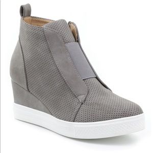 Catherine Malandrino Sabra Perforated Wedge Sneaker in Grey.